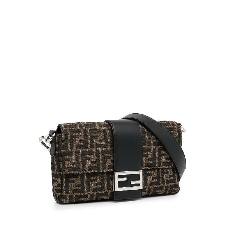 Fendi Zucca Convertible Baguette (SHG-WRDjBT)