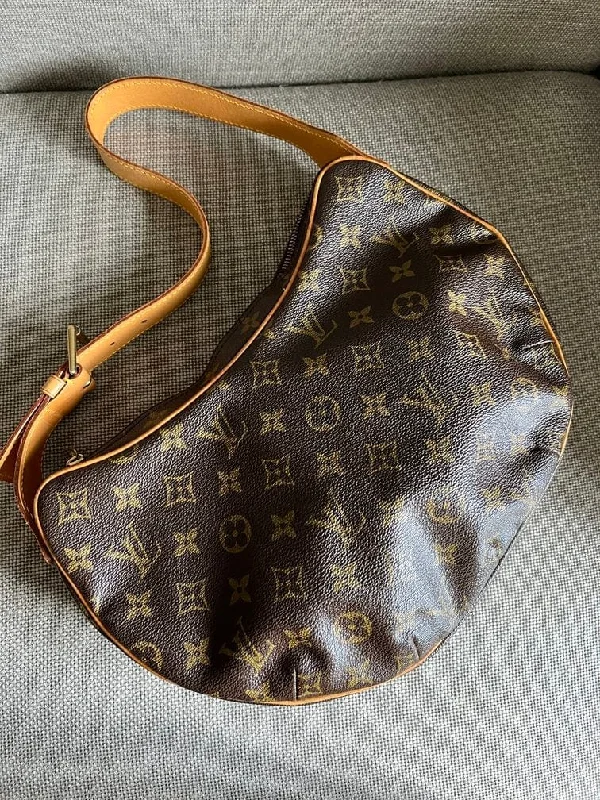 Louis Vuitton Croissant MM