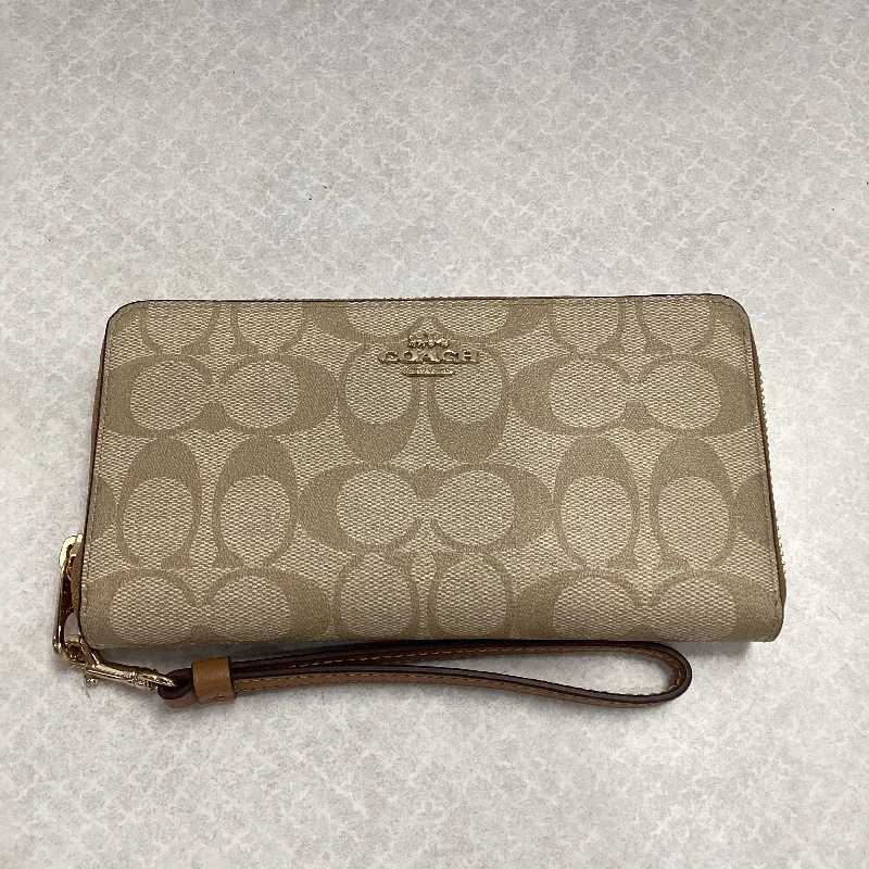 Wallet Designer By Coach, Size: Large