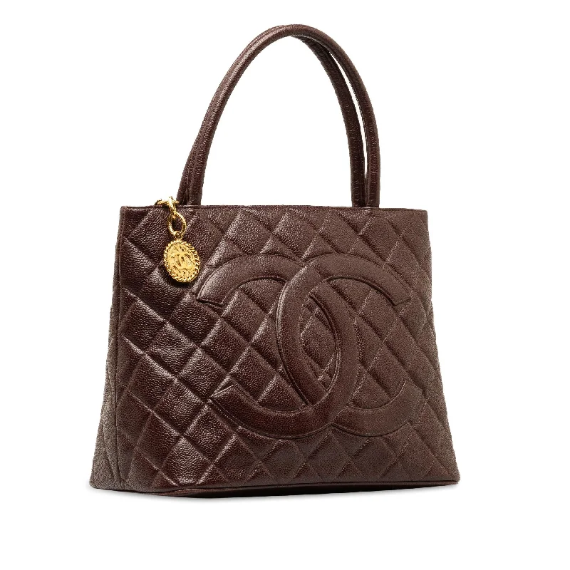 Chanel Caviar Medallion Tote (UvsxwP)