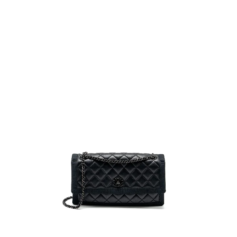 Chanel Quilted Flap Bag Lambskin/Fabric SO Black