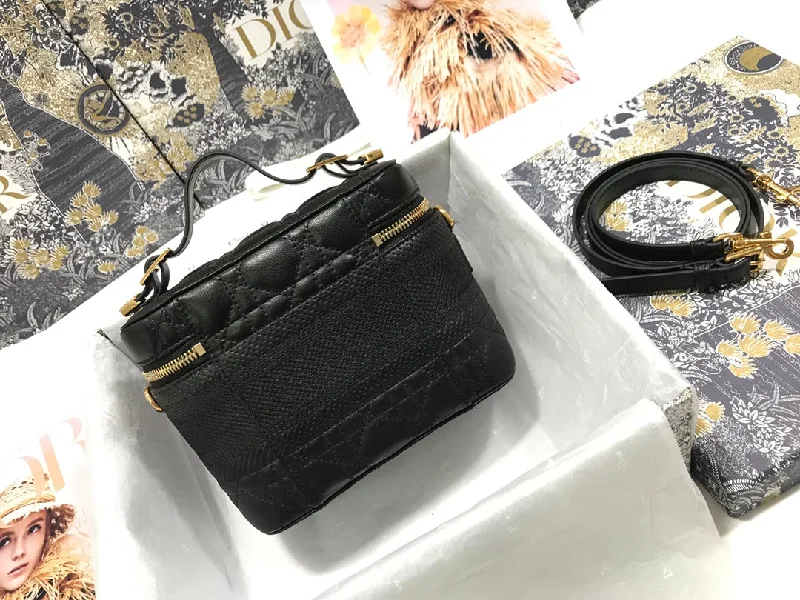 Christian Dior Bags  898