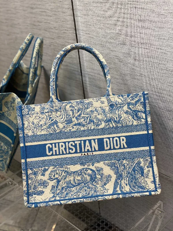 Christian Dior - Luxury Bags  425