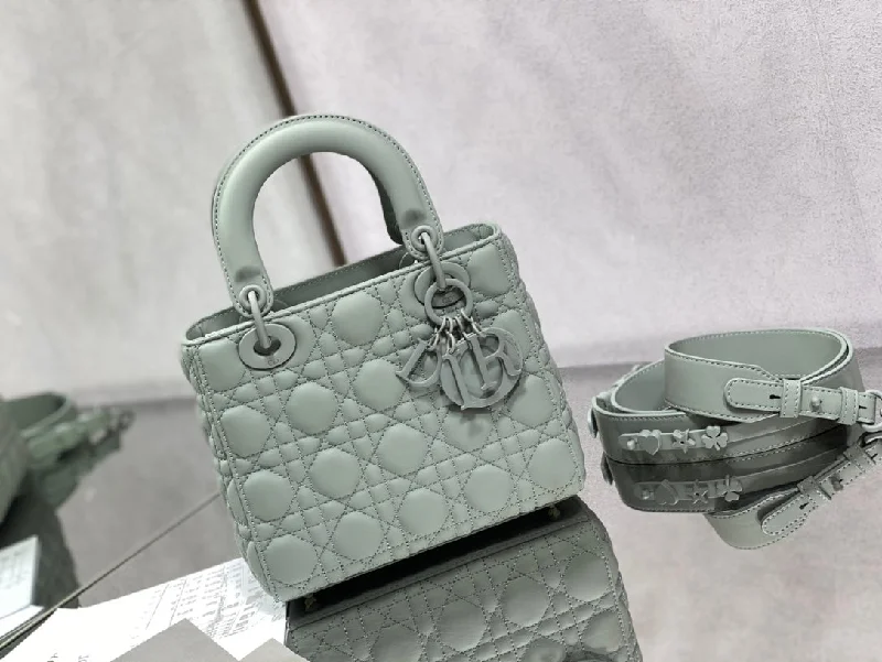 WF - Dior Bag - 596